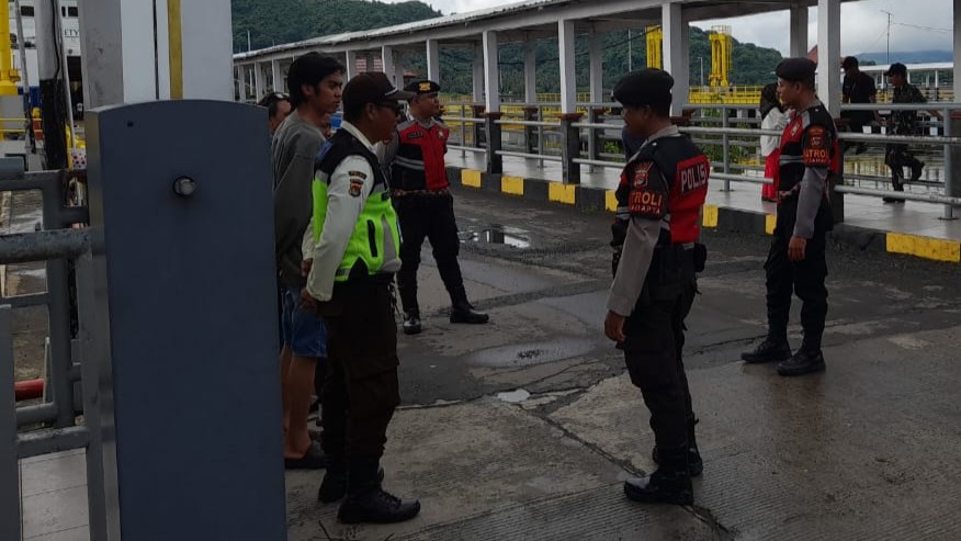 KEMOS 110, Respon Cepat Polisi Lombok Barat di Pelabuhan Lembar