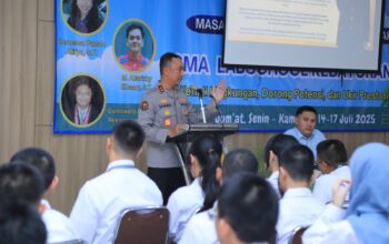 Isi MPLS, Kadiv Humas Ajak Siswa SMA Hindari Judi Online