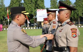 Mutasi dan Promosi di Polres Lombok Barat, Kapolres Harapkan Inovasi Pejabat Baru