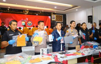 Polda Sulsel Gelar Press Release Kasus Tindak Pidana dalam Aksi Unras di Wilayah Hukum Polda Sulsel, Tetapkan 53 Tersangka