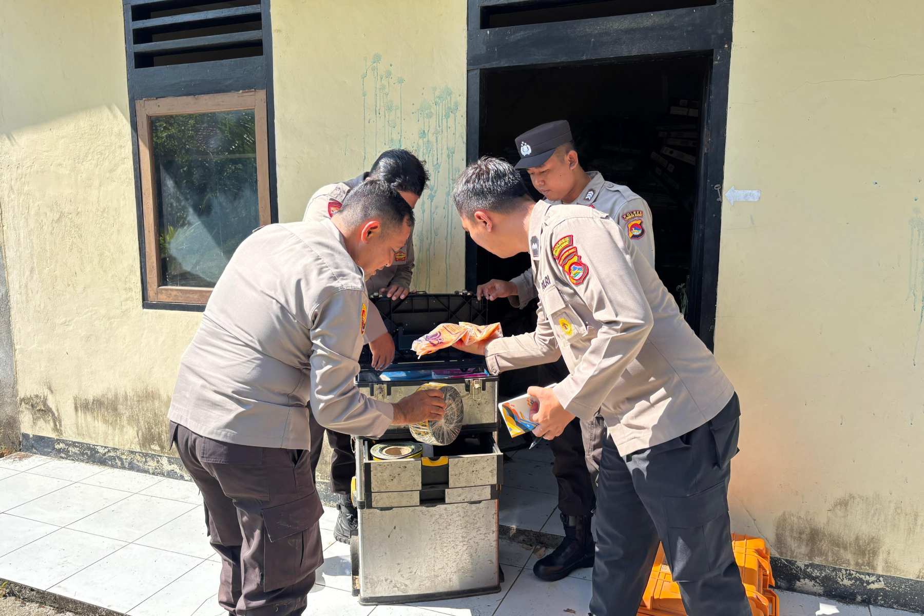 Pengecekan Rutin Inventaris Polsek Gerung dan Lembar, Polres Lombok Barat Tegaskan Komitmen Transparansi